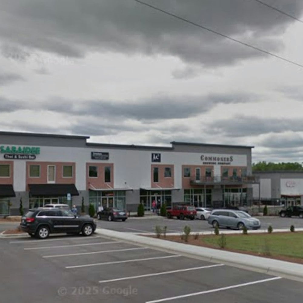 Concord’s New Cigar Hangout Tees Up Bourbon Pours And Indoor Fairways