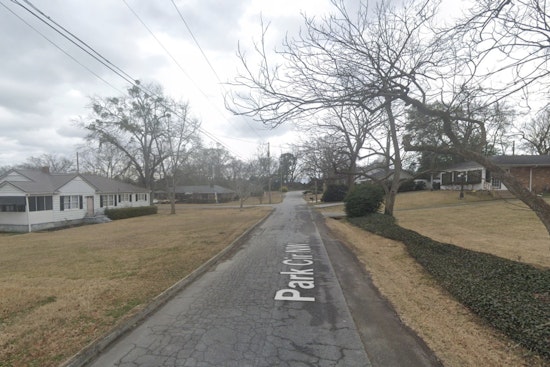 Conyers Police Swarm Park Circle In Standoff With Wanted Suspect