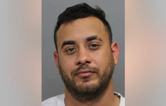 Cops Collar Chicago Man in West Rogers Park Car Killing