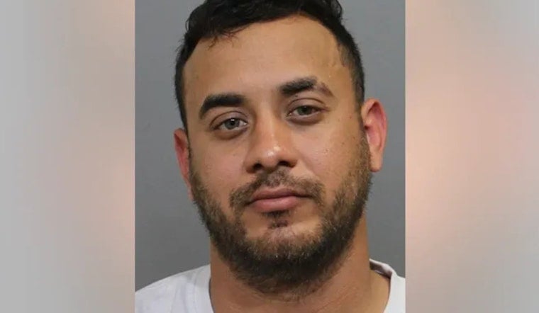 Cops Collar Chicago Man in West Rogers Park Car Killing