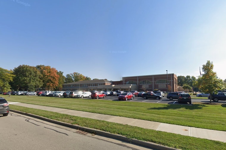 Cops Rush In After Berea 11-Year-Old Flashes Knife, Stun Gun Outside Grindstone Elementary