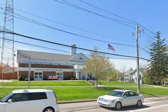 Cops Swarm Karen Drive Block, Tell Chardon Neighbors to Hunker Down