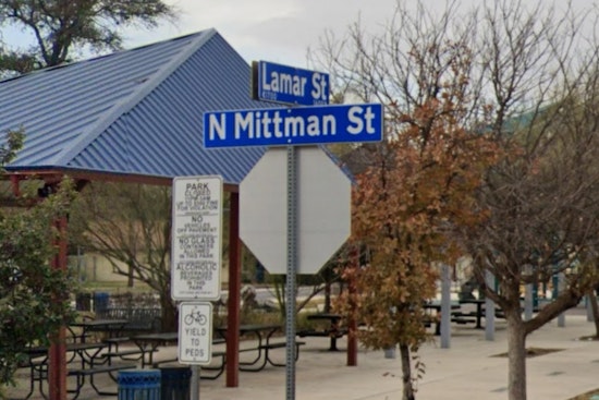 Cops Swarm Lamar Street After Reports Of Several Victims On East Side