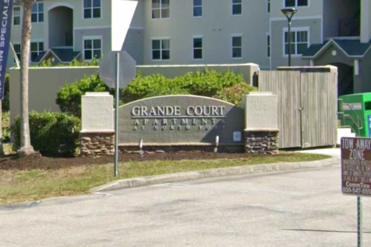 Cops Swarm North Port Apartment Complex After Mysterious Death