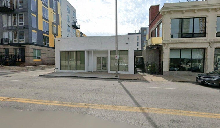 Crossroads Cult Smash Burger Sauced Stages Big Comeback Across The Street