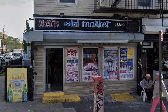 Cypress Hills Deli Turns Crime Scene As Cops Hunt Crescent Street Gunman