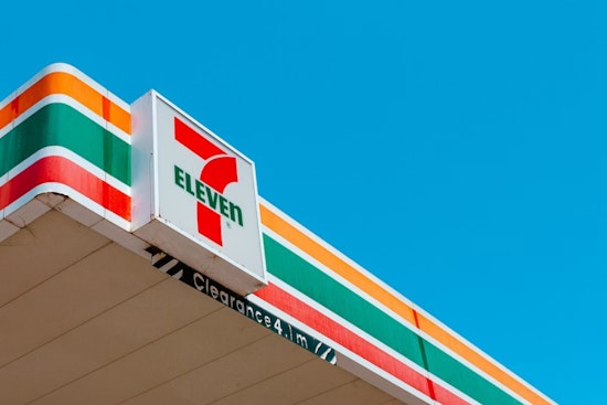 Dallas 7‑Eleven Sues To Put Nike’s ‘7‑Eleven’ Air Max On Ice