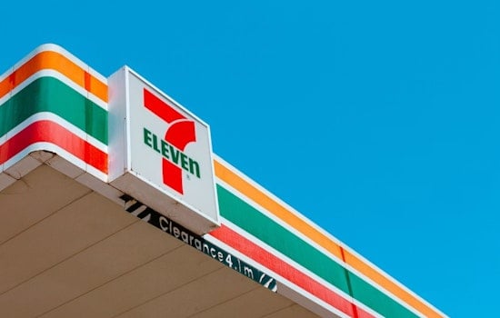Dallas 7‑Eleven Sues To Put Nike’s ‘7‑Eleven’ Air Max On Ice