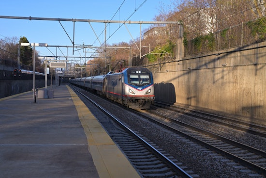 D.C. Signal Snafu Leaves Amtrak Riders Stuck and Steaming