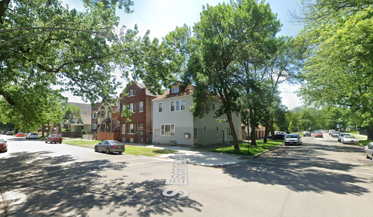 Deadly Pre-Dawn Gunfire Rocks South Chicago Street