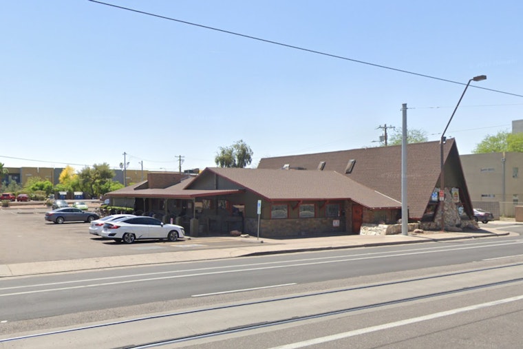 Delhi Palace Spices Up Tempe Classic, Moves Into The Old Vine Building