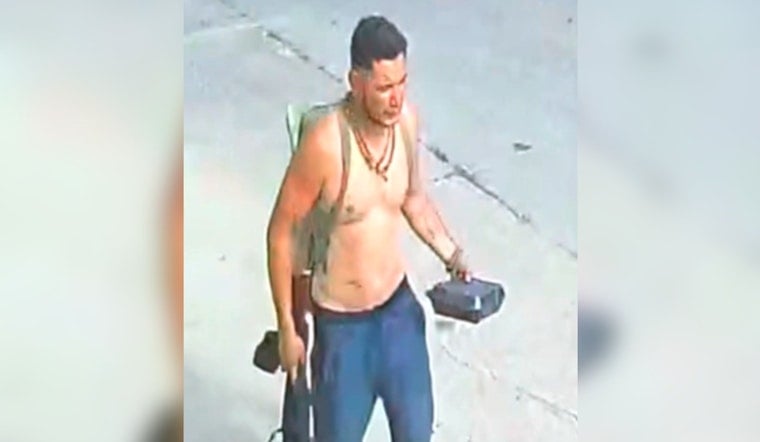 Denver Cops Hunt Aggravated Robbery Suspect Near Leetsdale And Monaco