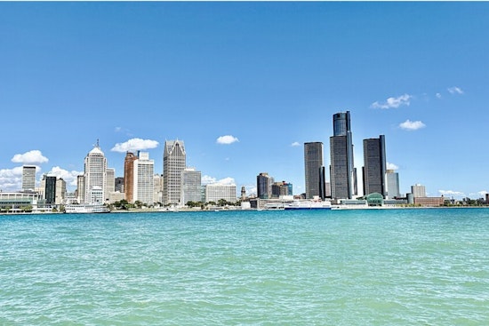 Detroit Warms From Sunny Thursday To Stormy Saturday