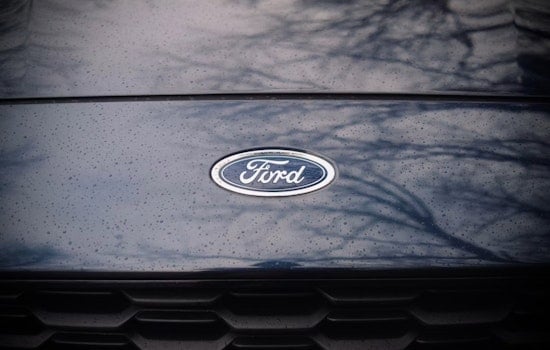 Detroit’s Explorer Nightmare: Ford Recalls 288K SUVs Over Flying Roof Trim