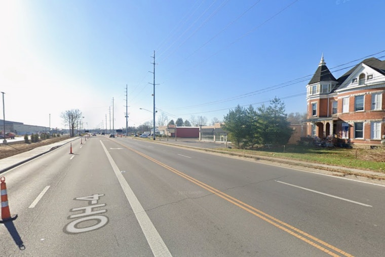 Dixie Highway Furniture Fire Turns Hamilton Night Into Traffic Nightmare