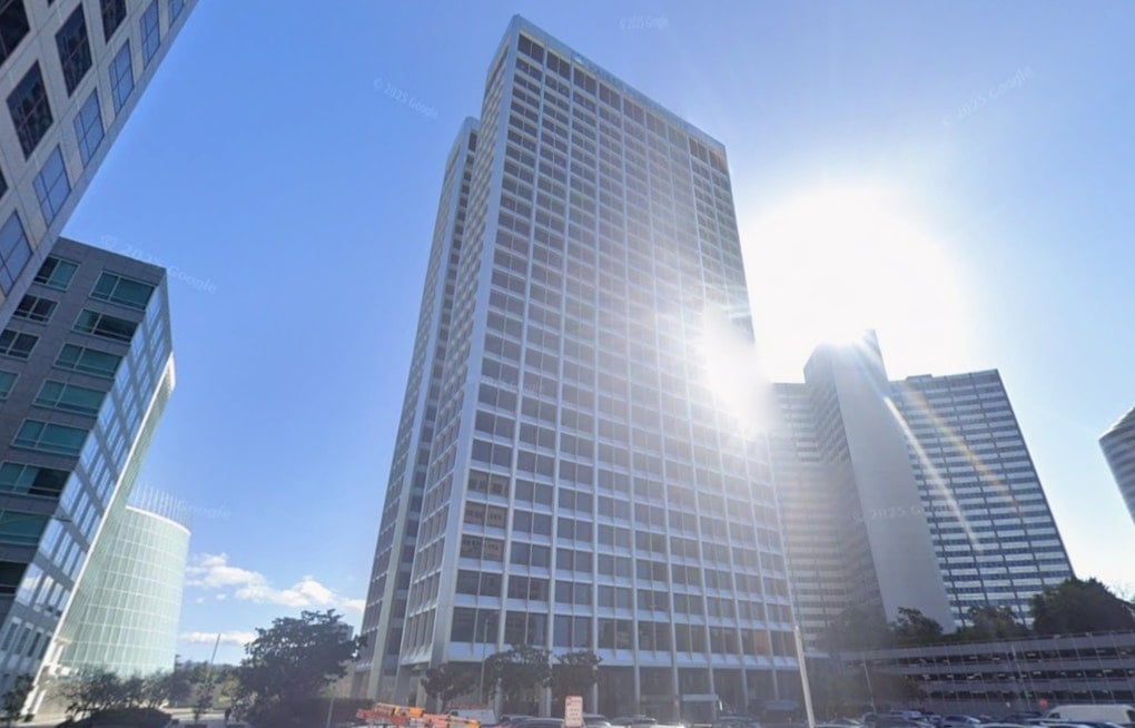 Downtown Gut Punch: Oakland Kaiser Tower Tanks 75% As Loan Default Hits