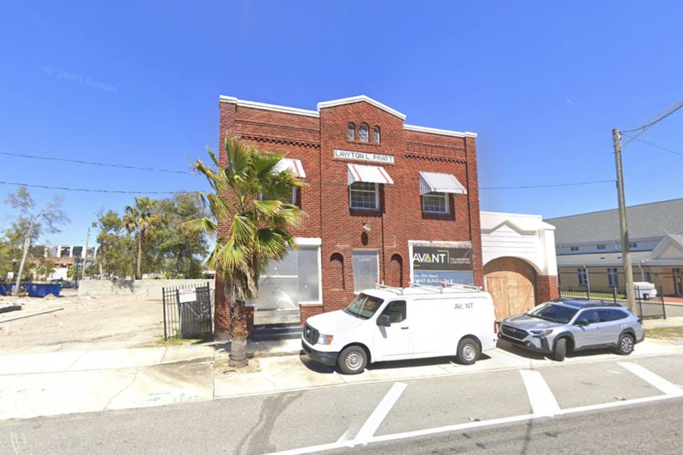 Downtown Jacksonville’s New Jenny Restaurant Takes Flight At The Raven