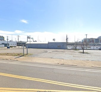 Downtown Knoxville’s Former MAC Auto Loans Site Gets 144-Unit Makeover