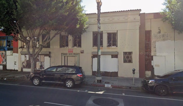 Downtown LA ‘Ghost’ Building Erupts in Pre‑Dawn Blaze, Firefighters Snuff It Fast