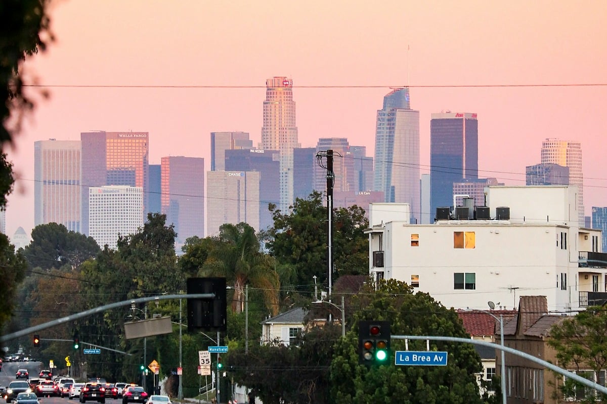 Downtown L.A. Sizzles As Brutal Heat Wave Slams City Through Thursday