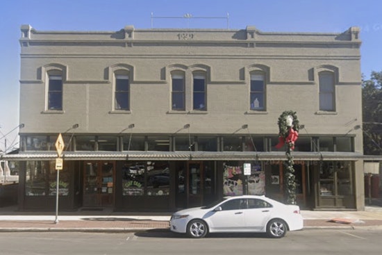 Downtown New Braunfels Tearoom Goes Dark Above Clay Casa