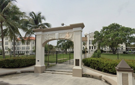 Dreyfoos Junior’s Vape Expulsion Sparks West Palm Federal Suit