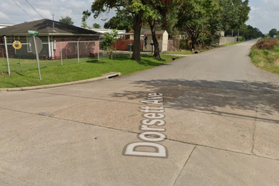Driver Killed in East Houston Crash With Parked 18-Wheeler