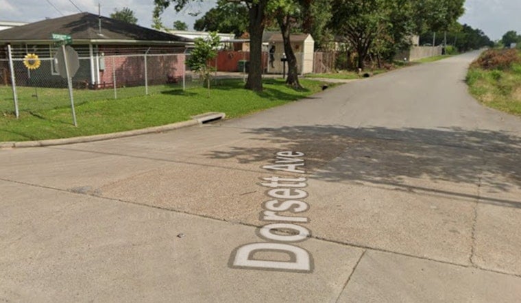 Driver Killed in East Houston Crash With Parked 18-Wheeler