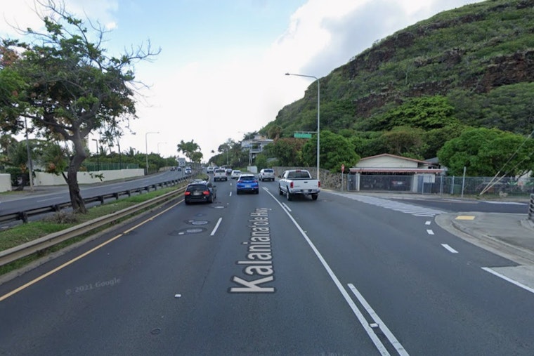 Early-Morning Main Break Turns Kalanianaole Into Traffic Nightmare