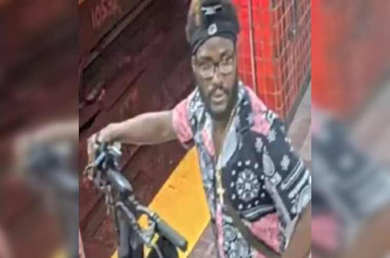 Early-Morning Red Line Shock As Cops Hunt Charles/MGH Stabbing Person Of Interest