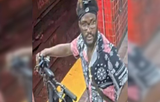 Early-Morning Red Line Shock As Cops Hunt Charles/MGH Stabbing Person Of Interest