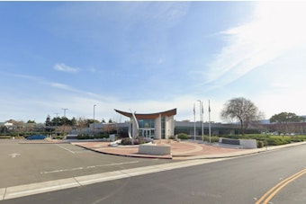East Bay Youth Volleyball Coach Nabbed In School Lot Child Sex Image Bust
