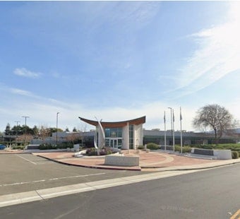 East Bay Youth Volleyball Coach Nabbed In School Lot Child Sex Image Bust