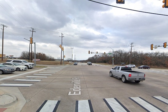 East Fort Worth Pedestrian Fatally Struck In Ederville Road Crash