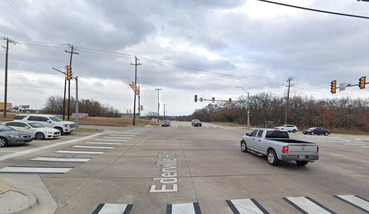 East Fort Worth Pedestrian Fatally Struck In Ederville Road Crash