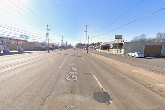 East Memphis Gas Station Carjacked, Driver Robbed At Gunpoint