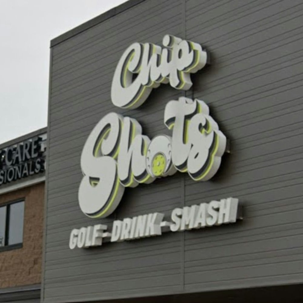 Elgin’s Wing Park Golf Course Snags Boozy New Clubhouse Hangout
