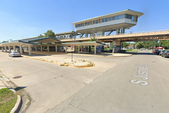 Englewood Green Line Turns Chaotic As Teen Takeover Swamps Ashland/63rd