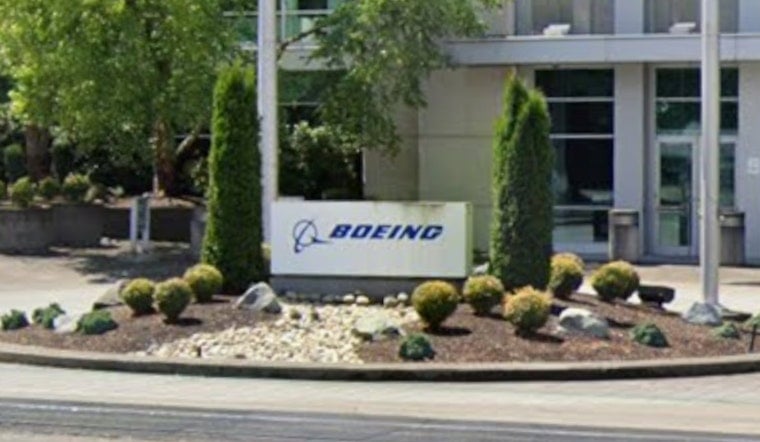 Everett Stunner as Boeing Chops Up Early 777X Jet