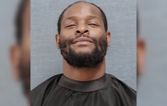 Ex-Steeler Le'Veon Bell Busted at Canton Mall Over Child Support Warrant