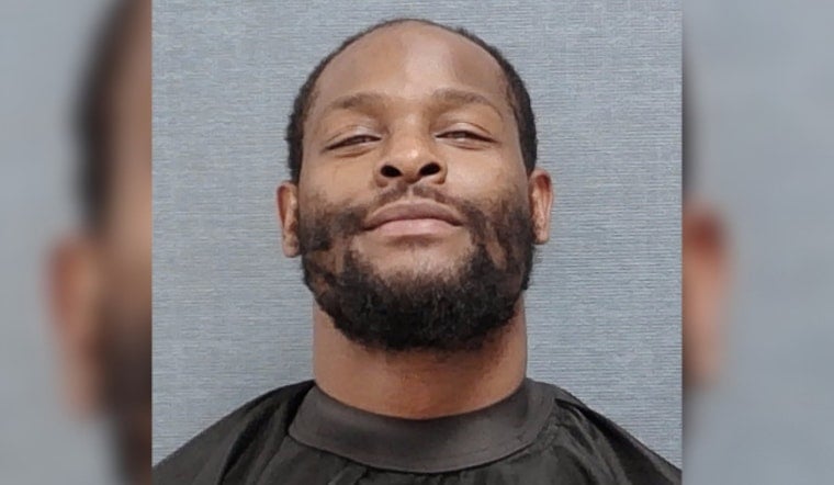 Ex-Steeler Le'Veon Bell Busted at Canton Mall Over Child Support Warrant