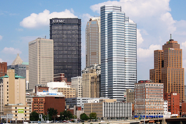 Ex‑BNY Exec Files To Launch Startup Bank In Pittsburgh