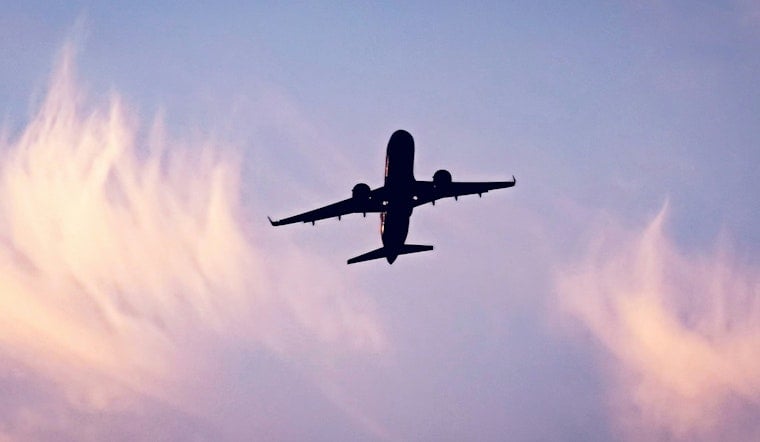 FAA Hands Boeing the Keys on 737 MAX, 787 Jet Signoffs