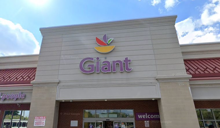Family Fight Turns Bloody Inside Waverly Giant Foods