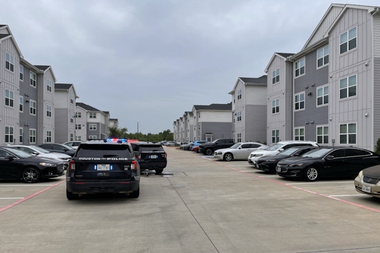 Family Fight Turns Bloody On Cottingham As Two Women Slashed In SE Houston