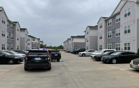 Family Fight Turns Bloody On Cottingham As Two Women Slashed In SE Houston