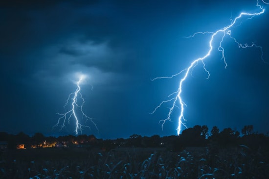 Fast-Moving Carolina Storms Rattle I-40 With 40 mph Gusts
