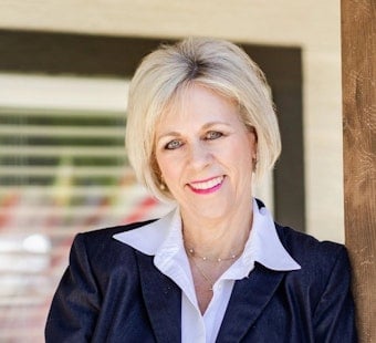 Fed-Up Lee's Summit Councilmember Cynda Rader Quits in Protest