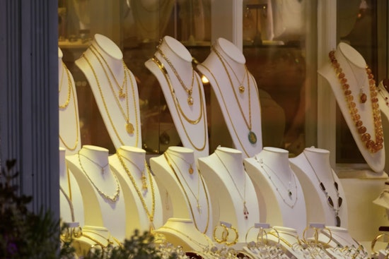 Feds Bust Waco Jeweler In Alleged Stolen Bling Ring