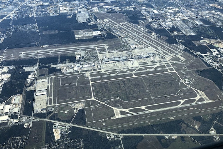 Feds Drop $126 Million on Bush and Hobby for Runway Fix-Up